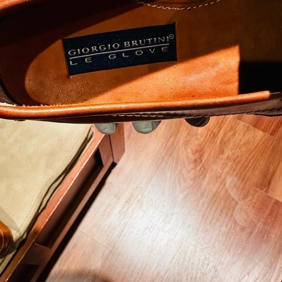 Giorgio Brutini Full Grain Loafer. - Picture 15 of 16